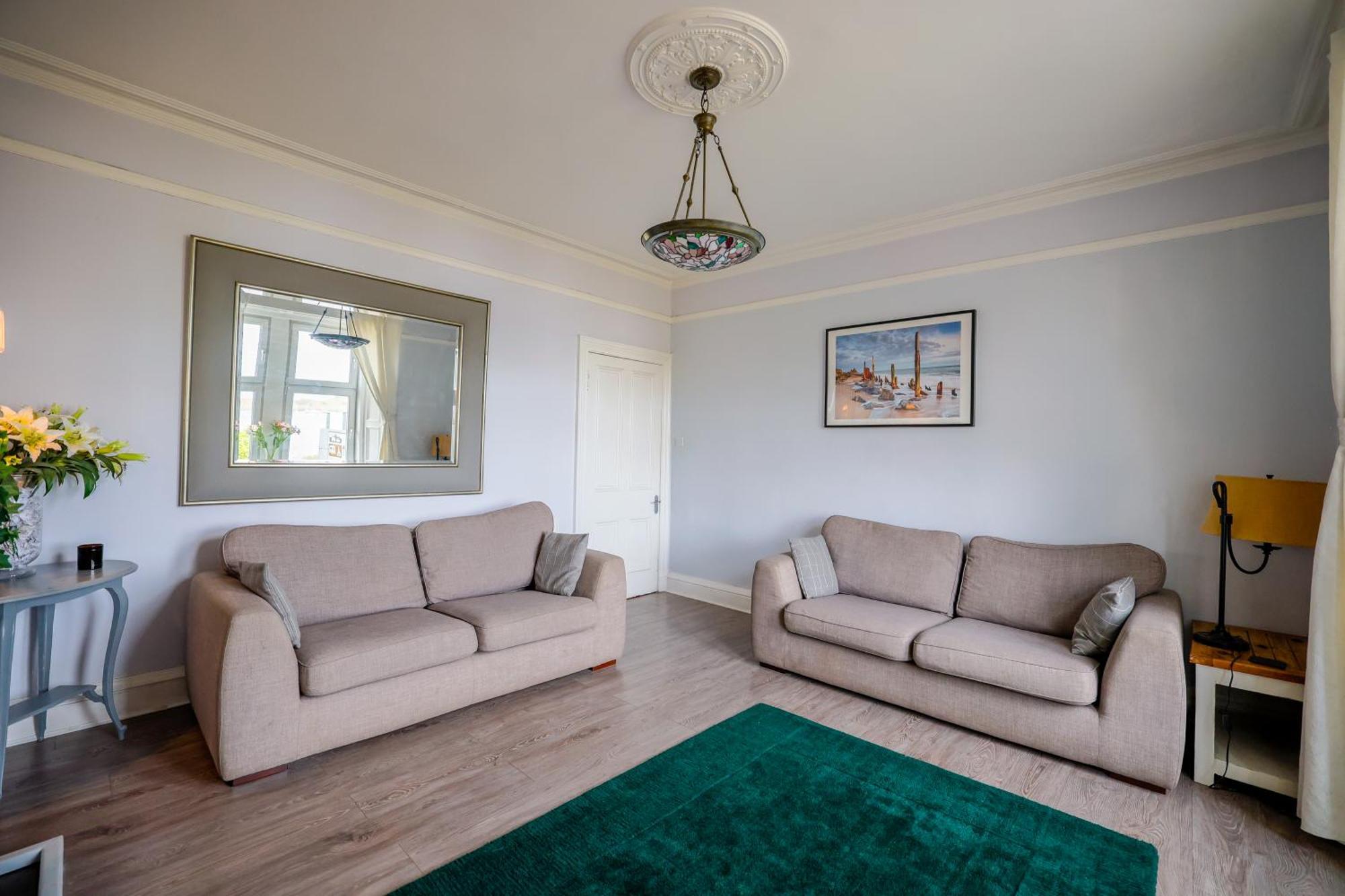 Three Oban Appartement Buitenkant foto